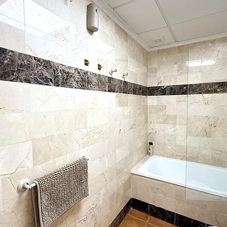 Apartman Heavenly Homes 75 *